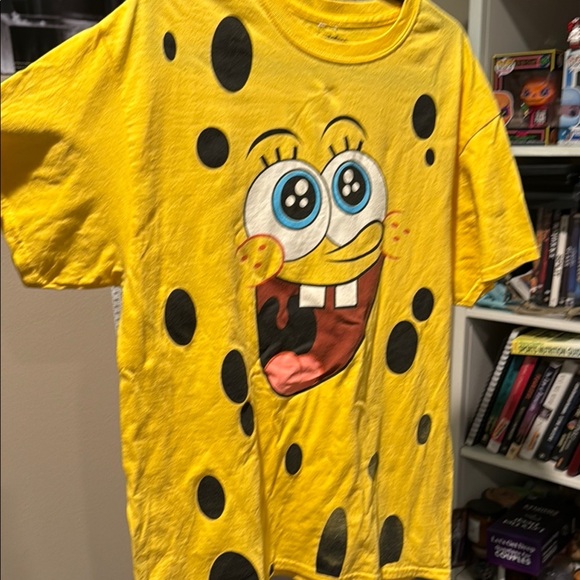Nickelodeon Yellow and Black SpongeBob Tee in guc Sz.L - Picture 3 of 9